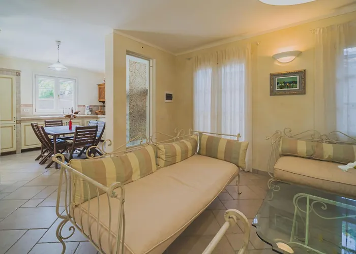 Capo Perla - Goelba 卡波利韦里